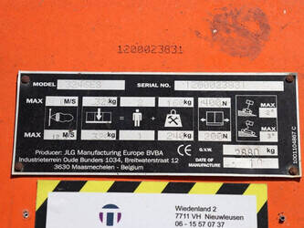 2010-jlg-3246es-1411533-45194459