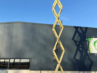 2013-jlg-3246es-1411534-45194476