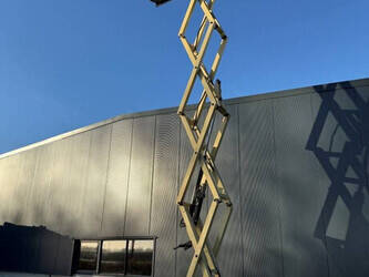 2013-jlg-3246es-1411534-45194477