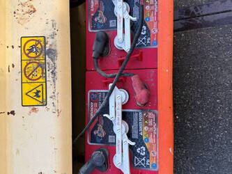 2013-jlg-3246es-1411534-45194481