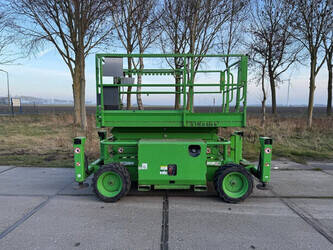 صورة ل رافعات مقصية 2016 سكايجاك SJ6832RT