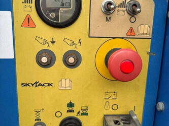 2017-skyjack-sj6832rt-1411537-45194562