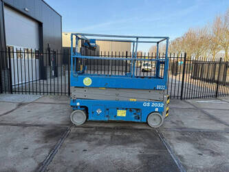 صورة ل 2014 جيني GS2032