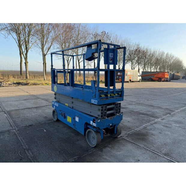 2014 جيني GS2032-45194802