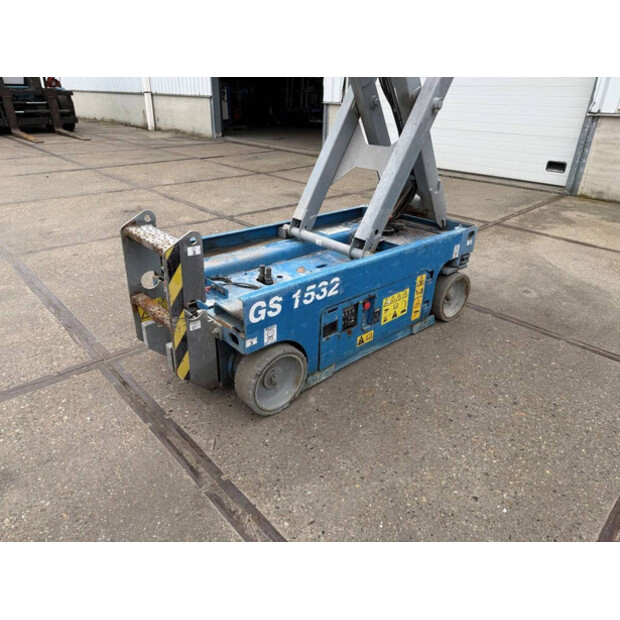 2014 Genie GS1532-45194894