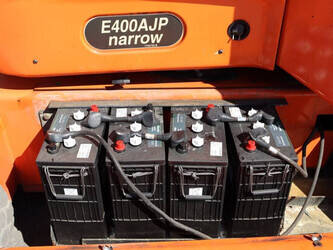 2011-jlg-e400ajpn-1411558-45195177