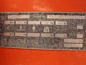 2011-jlg-e400ajpn-1411558-45195182