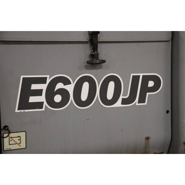 2015 JLG E600JP-45195390