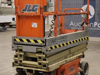 2012-jlg-1930es-1411567-45195459