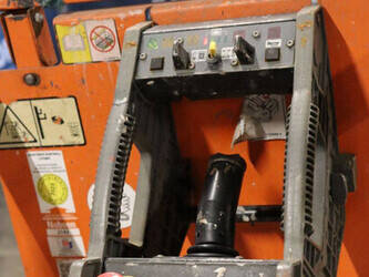 2012-jlg-1930es-1411567-45195480