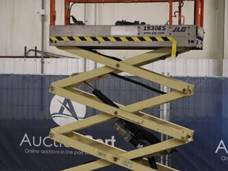 2012-jlg-1930es-1411567-45195484