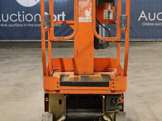 2013-jlg-1230es-1411568-45195494