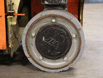 2013-jlg-1230es-1411568-45195500