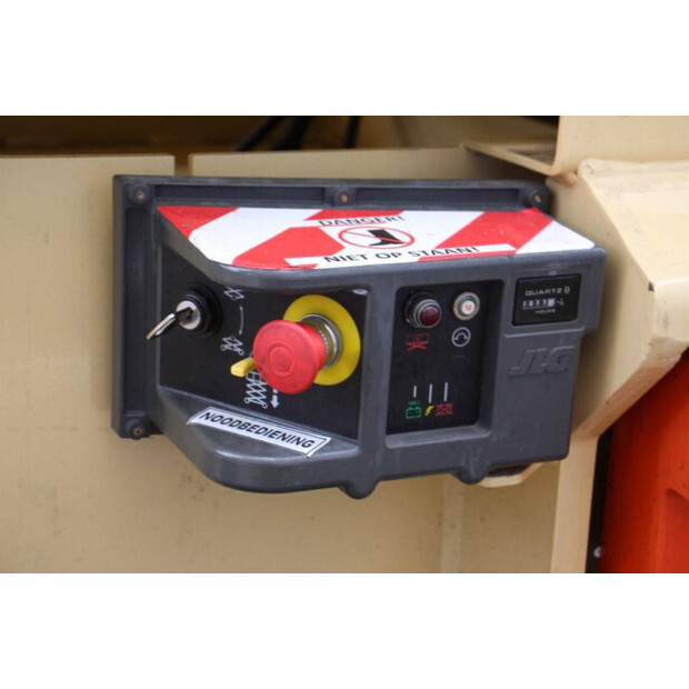 2014 جيه ال جي 2646ES-45195604