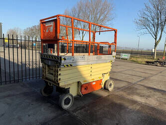 2013-jlg-3246es-1411573-45195649