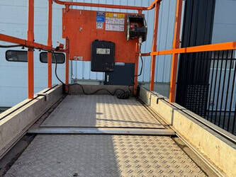 2013-jlg-3246es-1411573-45195655