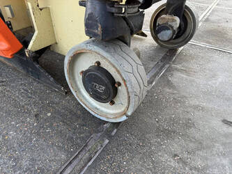 2013-jlg-3246es-1411573-45195663