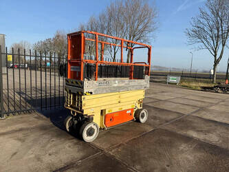 2014-jlg-2030es-1411574-45195670