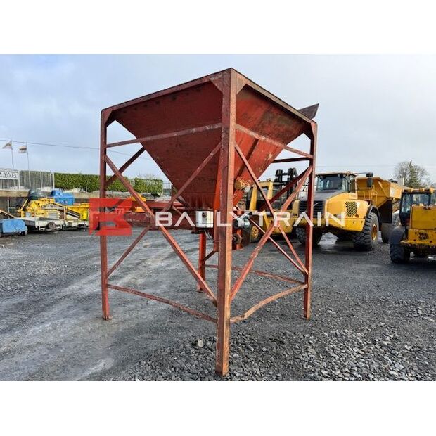 Single Feed Aggregate Hopper-45201931