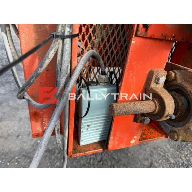 Single Feed Aggregate Hopper-45202517