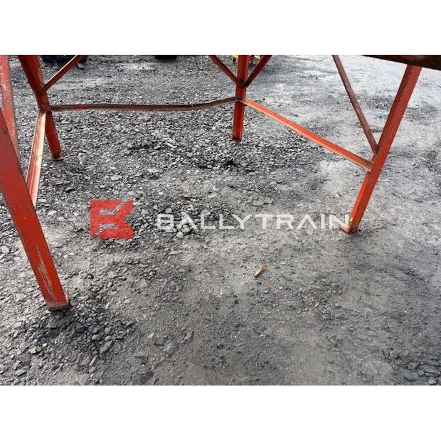 Single Feed Aggregate Hopper-45202535