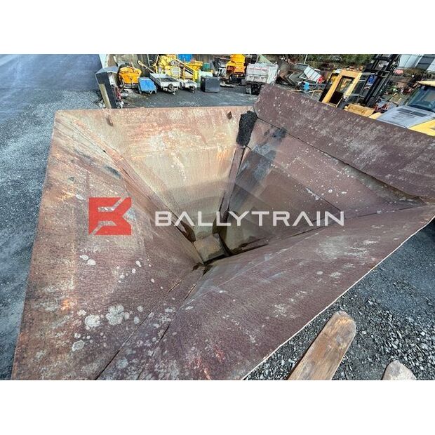 Single Feed Aggregate Hopper-45202547