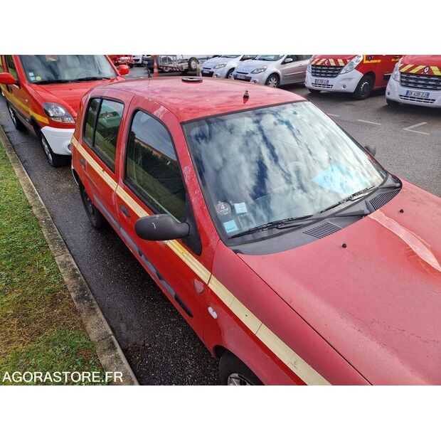 2003 رينو Clio-45209130