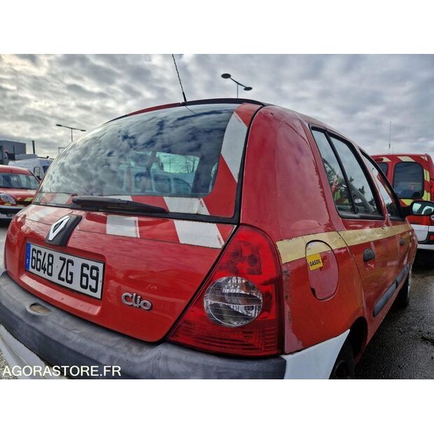 2003 رينو Clio-45209136