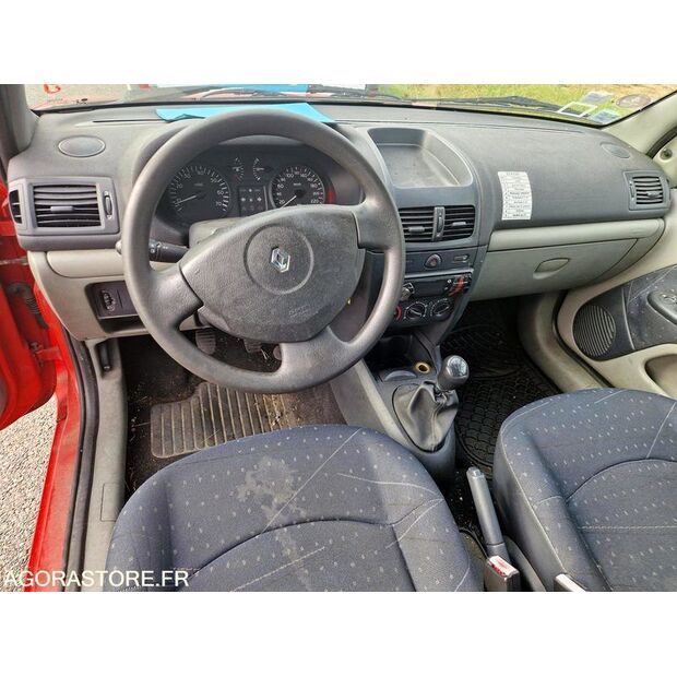 2003 رينو Clio-45209142
