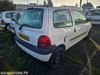 2006-renault-twingo-1411653-45209160