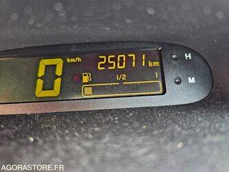 2006-renault-twingo-1411653-45209164