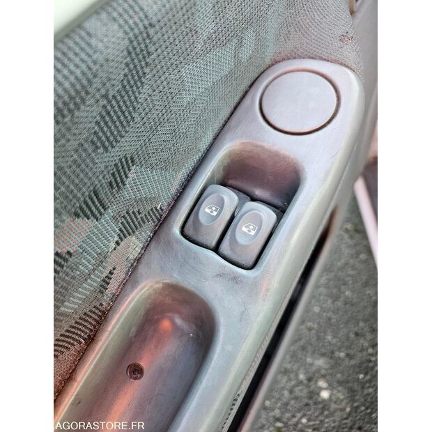 2006 Renault Twingo-45209165