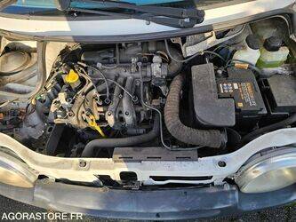 2006-renault-twingo-1411653-45209168