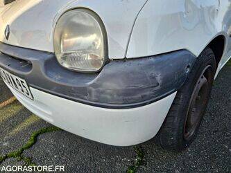 2006-renault-twingo-1411653-45209169