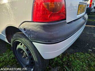 2006-renault-twingo-1411653-45209175