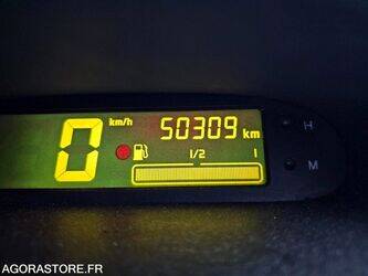 2005-renault-twingo-1411654-45209183