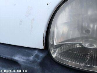 2005-renault-twingo-1411654-45209190