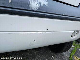 2005-renault-twingo-1411654-45209199