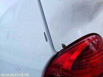 2005-renault-twingo-1411654-45209202