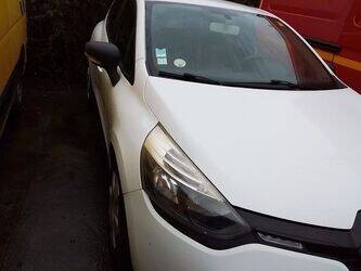 2013-renault-clio-1411655-45209209