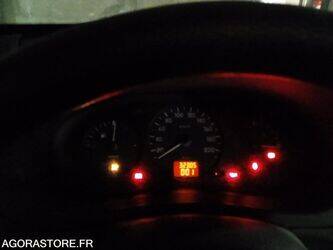 2000-renault-kangoo-1411658-45209262