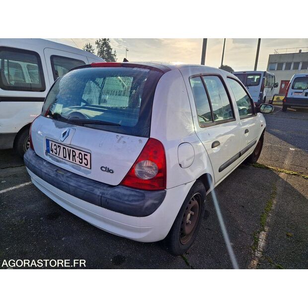 2004 Renault Clio-45209268