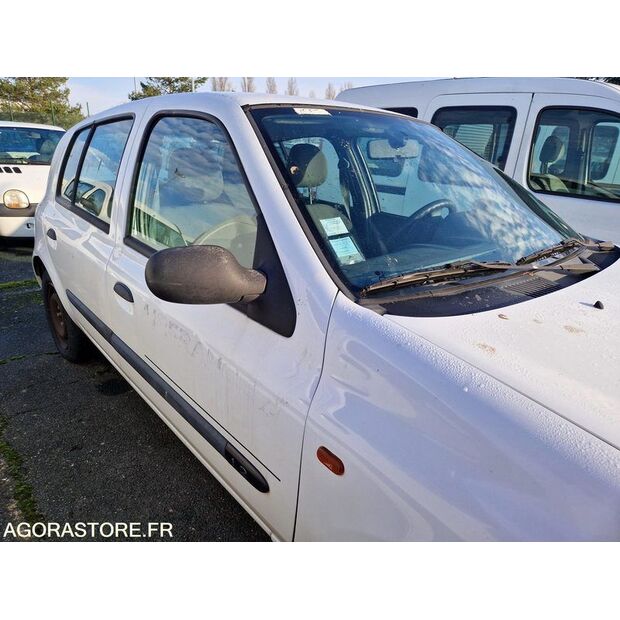 2004 Renault Clio-45209274