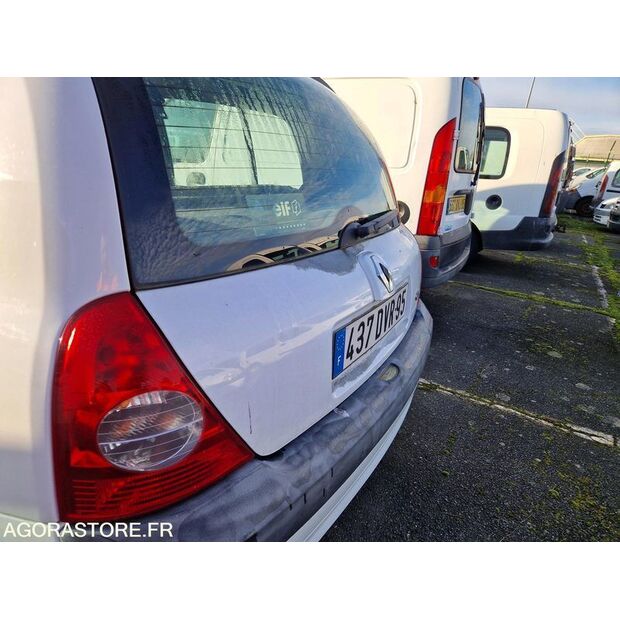 2004 Renault Clio-45209279