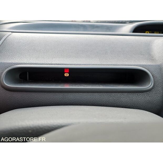 2004 Renault Twingo-45209337