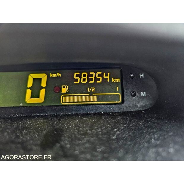 2004 Renault Twingo-45209338