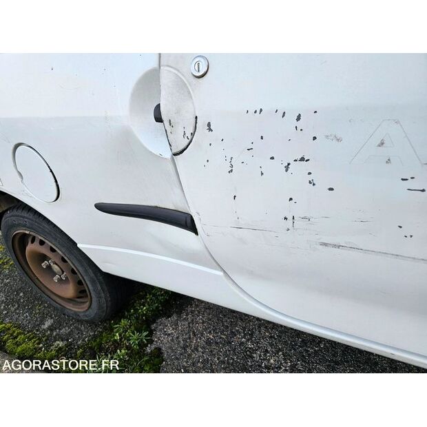 2004 Renault Twingo-45209349