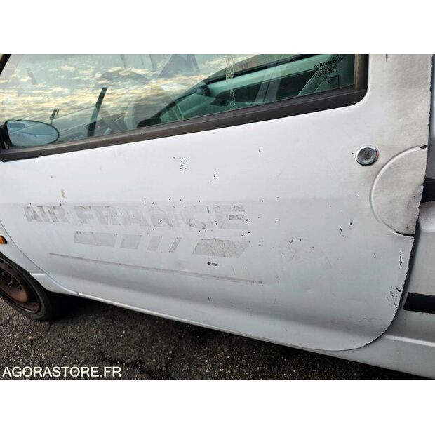 2004 Renault Twingo-45209356