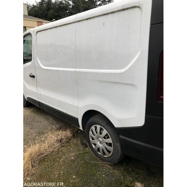2015 Renault Trafic-45209391