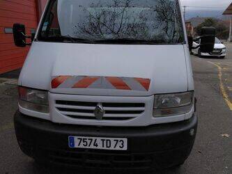 2000-renault-mascott-1411672-45209442